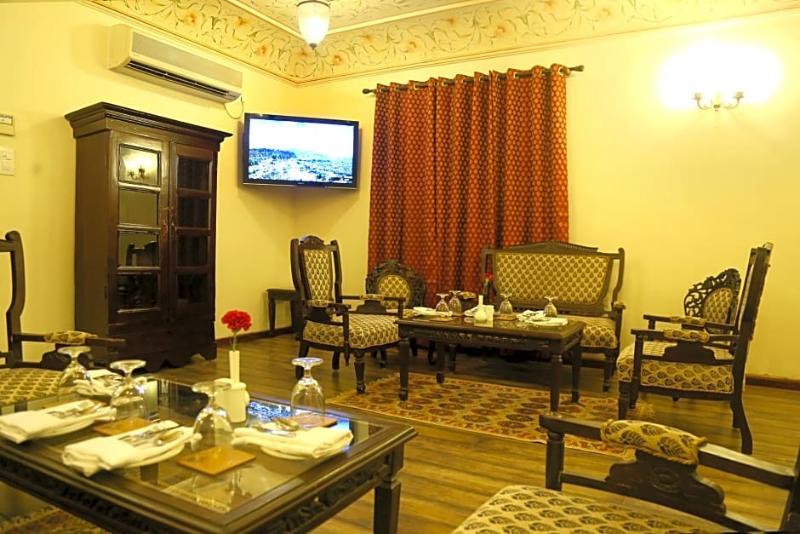 Hotel Brijrama Palace, - By The Ganges