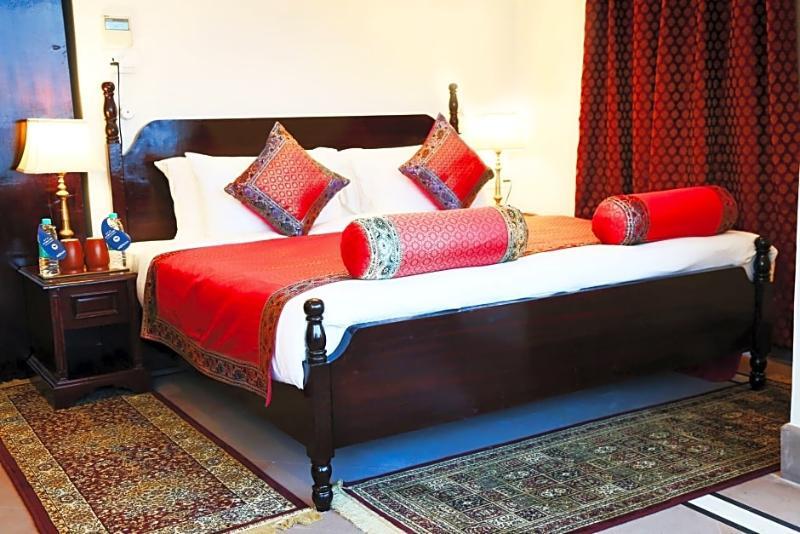Hotel Brijrama Palace, - By The Ganges Varanasi