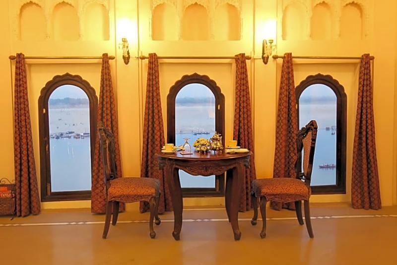 Hotel Brijrama Palace, - By The Ganges