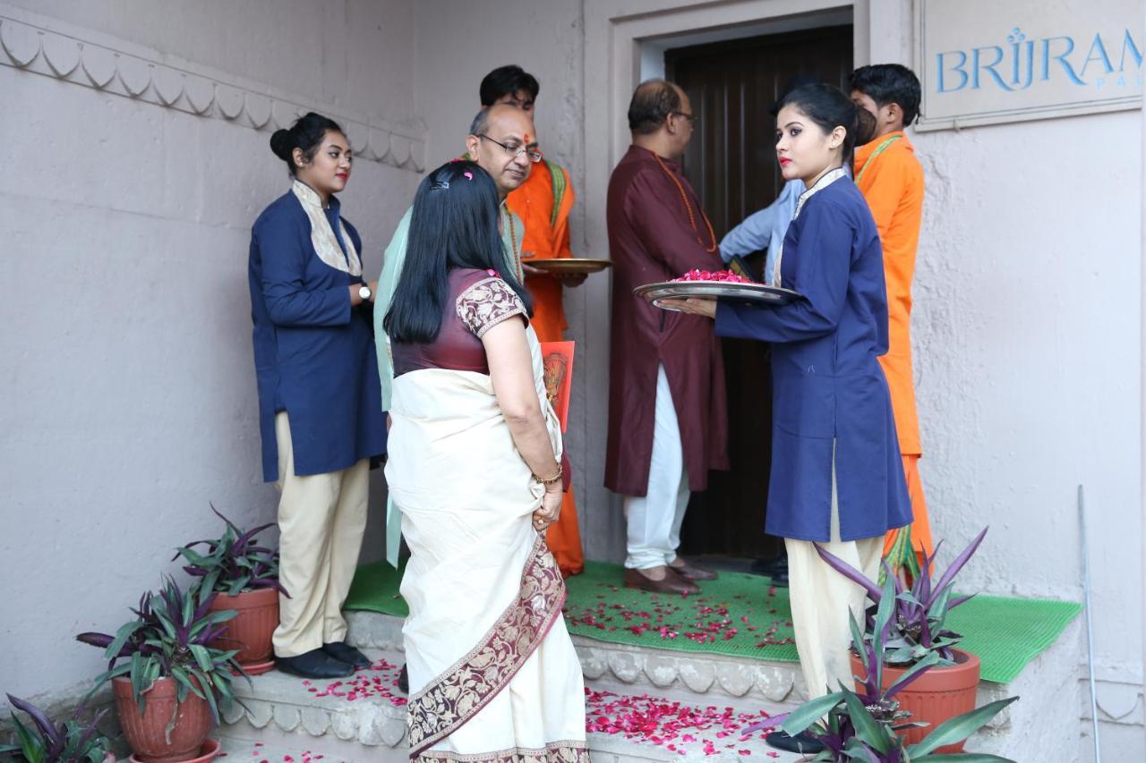 Hotel Brijrama Palace, - By The Ganges
